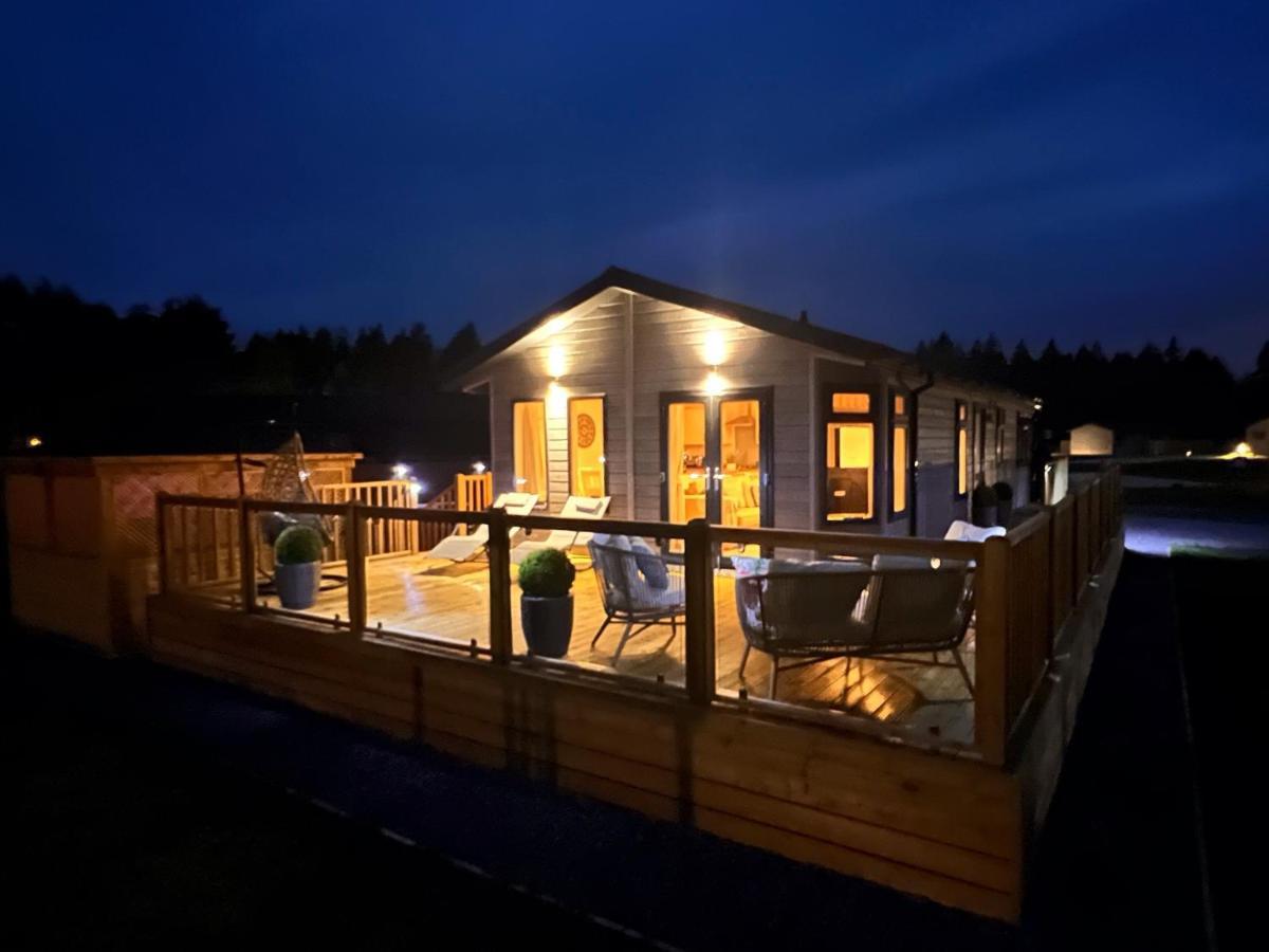 Hollicarrs - Bluebell Lodge Riccall Buitenkant foto